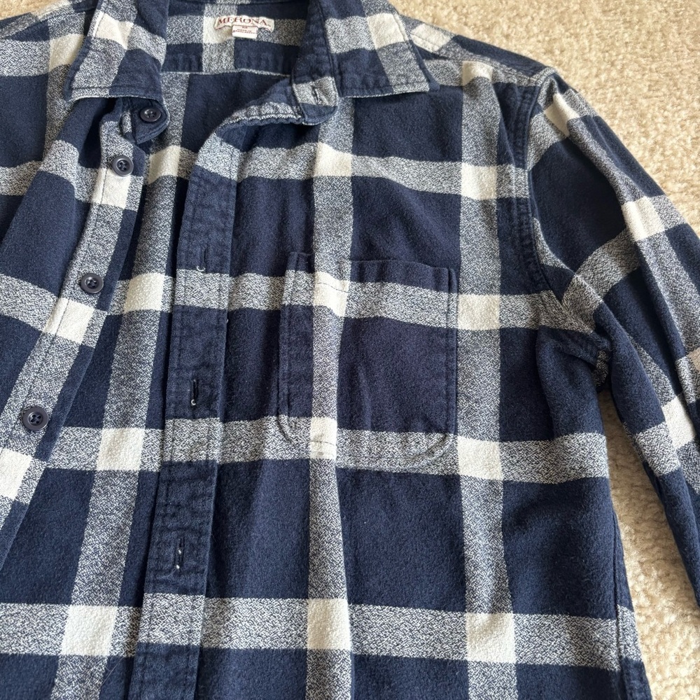 Dark Blue and White Long Sleeve Button-Up Flannel - Picture 6 of 11